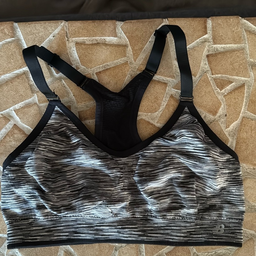 3/$25 new balance sports bra